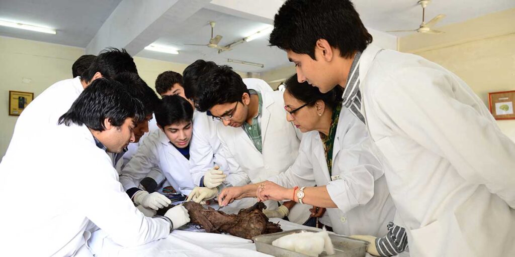 MD DERMATOLOGY IN INDIA